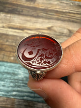 Load image into Gallery viewer, Aqiq ring with “Hussain Sayed Al Shuhada” inscription