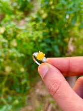 Load image into Gallery viewer, Women’s Sharaf alshams Aqiq Ring