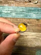 Load image into Gallery viewer, Women's Sharaf Al-Shams Aqiq Ring