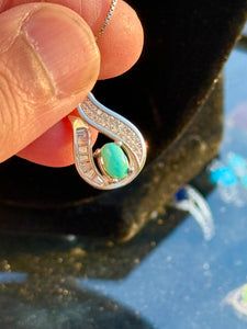 Women’s Feyruz Pendant + Necklace