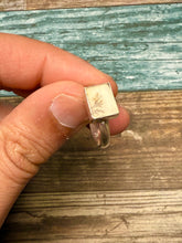 Load image into Gallery viewer, Women's Aqiq Shejri Ring