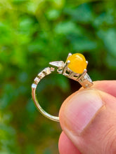 Load image into Gallery viewer, Women’s Sharaf alshams Aqiq Ring