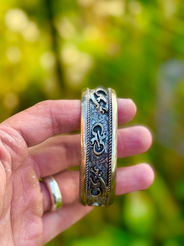 Ali Tholfiqar bracelet
