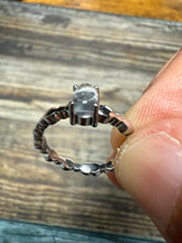 Load image into Gallery viewer, Women's Dure Najaf Ring