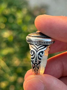 Hadid Seeni ring with “A’uodu bi Jalal lillah” inscription