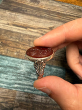 Load image into Gallery viewer, Aqiq ring with “Hussain Sayed Al Shuhada” inscription