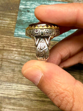 Load image into Gallery viewer, Aqiq ring with “Ya Hafidh” inscription