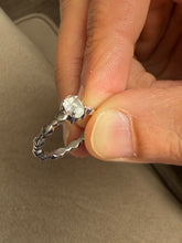 Load image into Gallery viewer, Women's Dure Najaf Ring