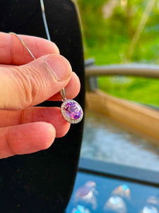 Women’s Jamshad Pendant + Necklace
