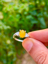 Load image into Gallery viewer, Women’s Sharaf alshams Aqiq Ring