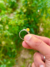 Load image into Gallery viewer, Women’s Sharaf alshams Aqiq Ring