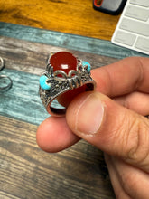Load image into Gallery viewer, Aqiq ring with feyruz stones