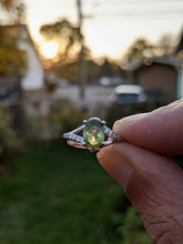 Load image into Gallery viewer, Women&#39;s Zabarjad Ring